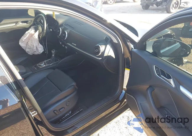 WAUEFGFFXF1020751: 44431550