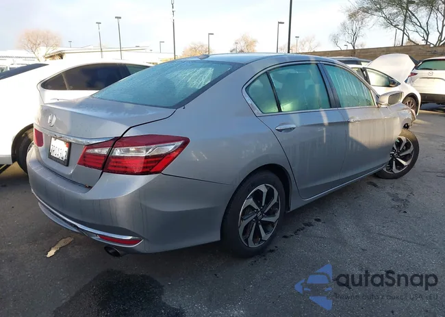 1HGCR2F01GA143521: 44431598