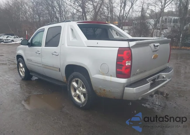 3GNTKFE75CG272518: 44432823