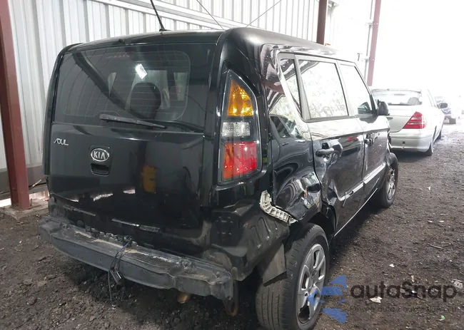 KNDJT2A12B7304228: 44432878