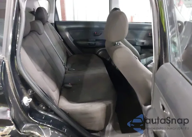 KNDJT2A12B7304228: 44432878