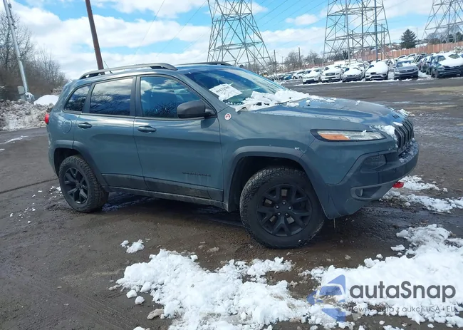 1C4PJMBB2FW681981: 44432905