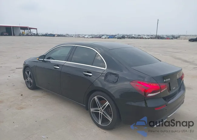 WDD3G4EB0KW021978: 44432923