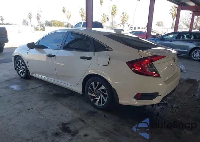 2HGFC2F70JH526516: 44432980