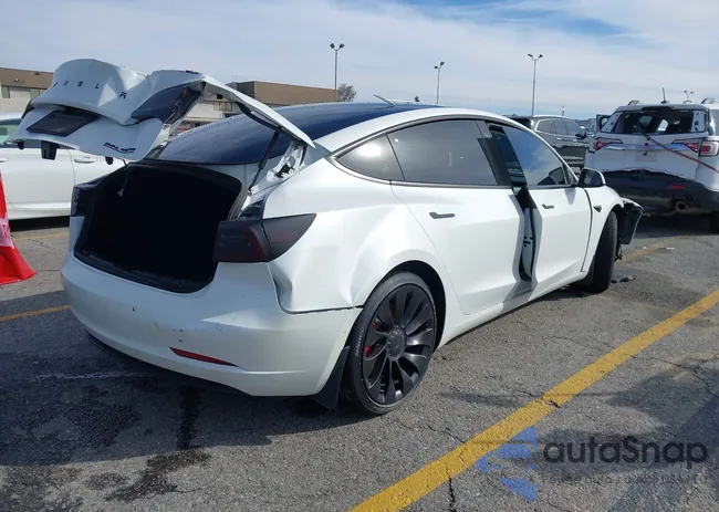 5YJ3E1EC6NF363449: 44433056