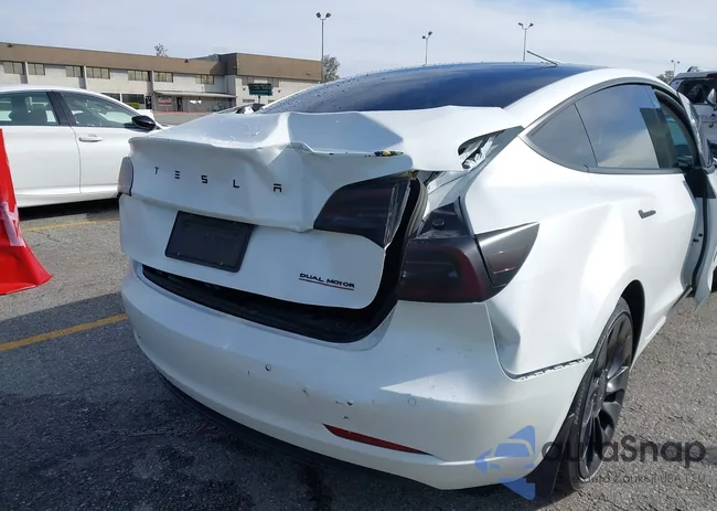 5YJ3E1EC6NF363449: 44433056