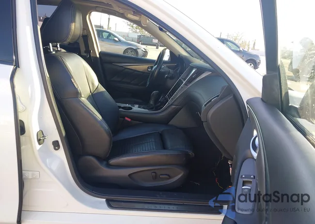 JN1EV7AP2JM359889: 44433094