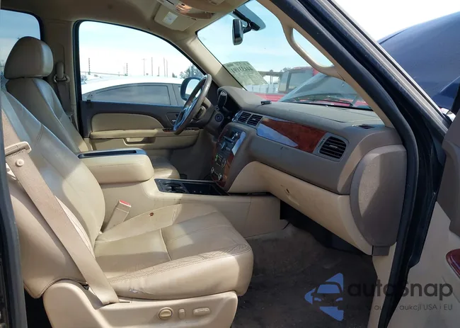 1GNSCBE08BR383731: 44433191