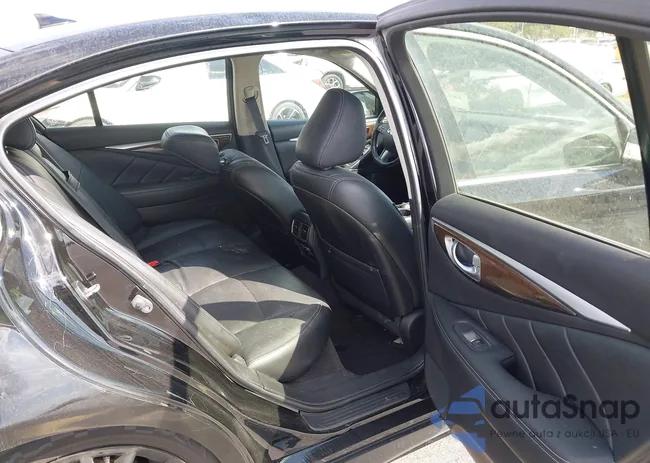 JN1BV7AR4FM402270: 44433260