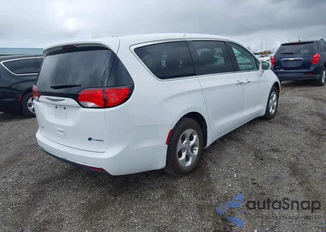 2C4RC1H76JR332957: 44433331