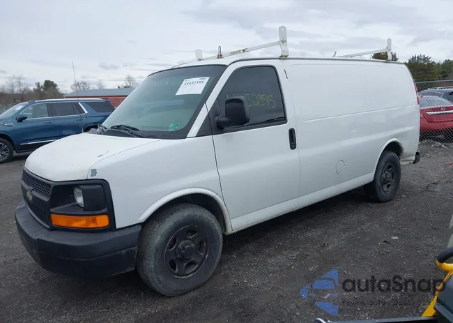 1GCFG15X281170688: 44432395