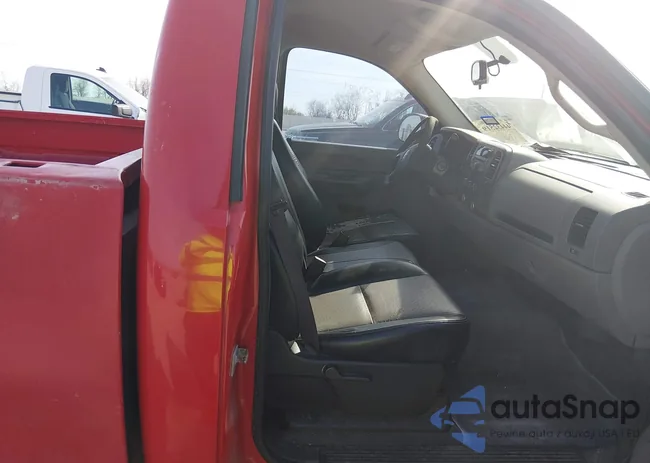 1GCEC14X28Z207796: 44432519