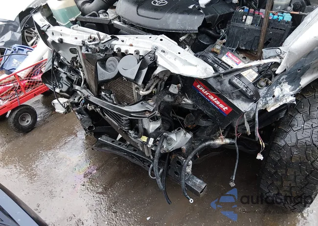 5TEMU52N26Z213858: 44432537