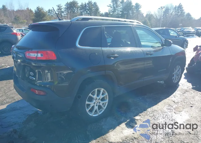 1C4PJMCS1FW590943: 44432544