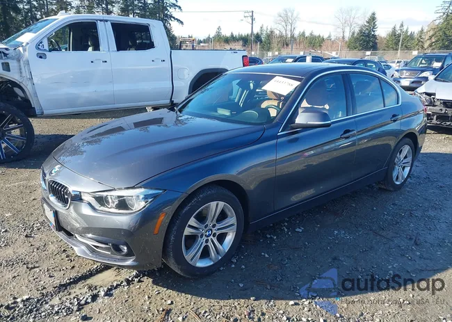 WBA8B9G58HNU09443: 44433788