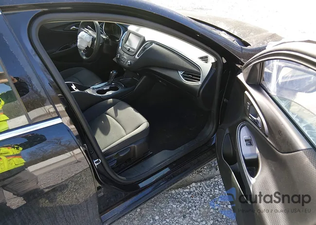 1G1ZE5ST2HF181035: 44433811