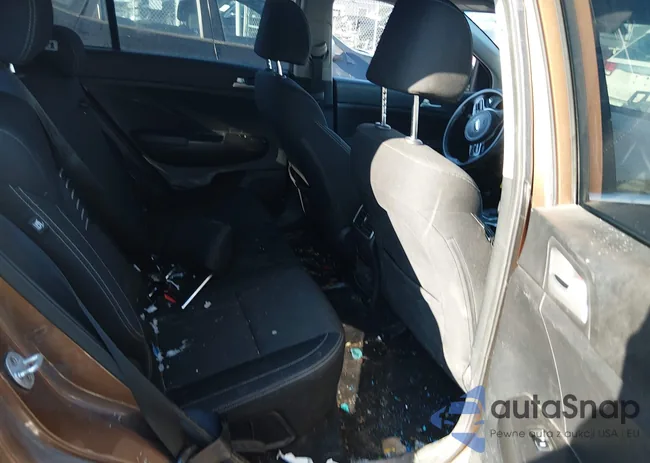 KNDPMCAC9J7390943: 44433873