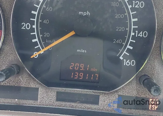 WDBFA68F2XF173379: 44433878