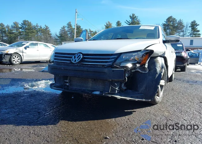 1VWBP7A3XDC111579: 44433917