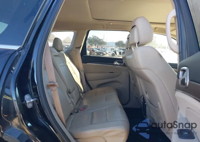 1C4RJEBG8HC637689: 44433944