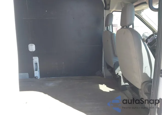 1FTYR3XM4JKB28024: 44434030