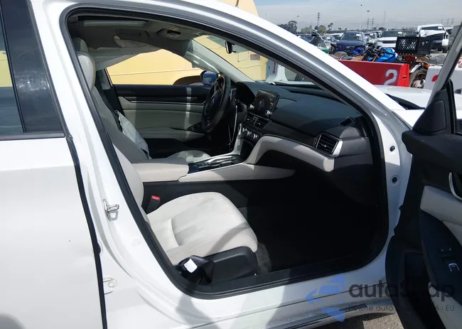 1HGCV3F46LA014625: 44434044