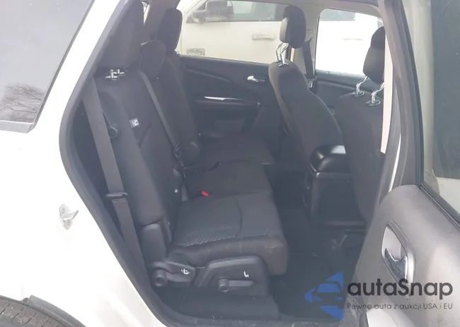 3C4PDDAG6JT189585: 44434053