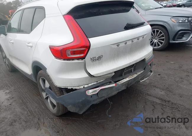 YV4162UK2L2174880: 44434108