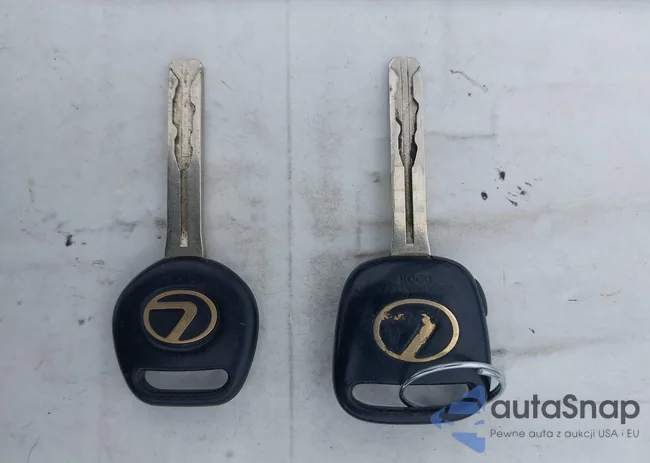 JT8UF11E9M0085148: 44434249