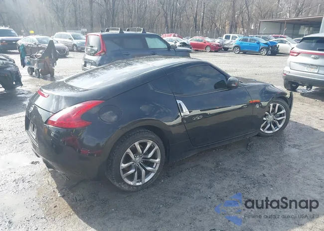 JN1AZ4EH3EM631330: 44434343