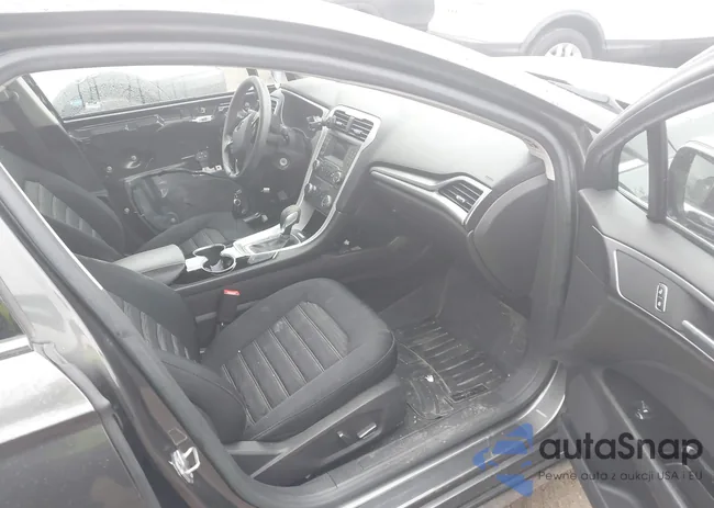 3FA6P0HD0GR202754: 44433360