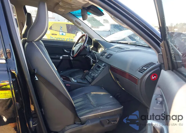 YV4952CZ8D1634328: 44433382