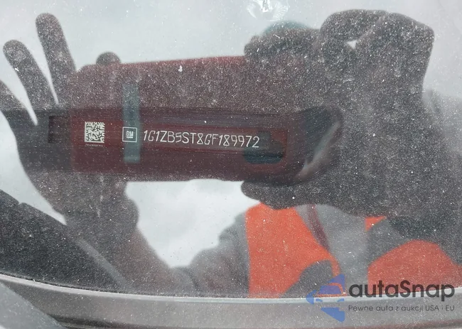 1G1ZB5ST8GF189972: 44433527