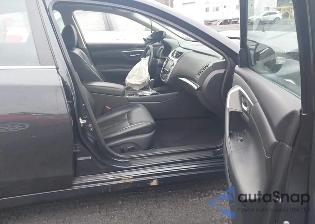 1N4AL3AP5JC134274: 44433575