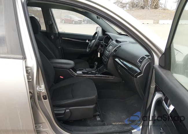 5XYKT3A63FG559825: 44433641