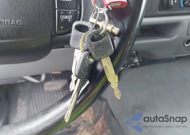 1FTNX21F22EA64997: 44433684