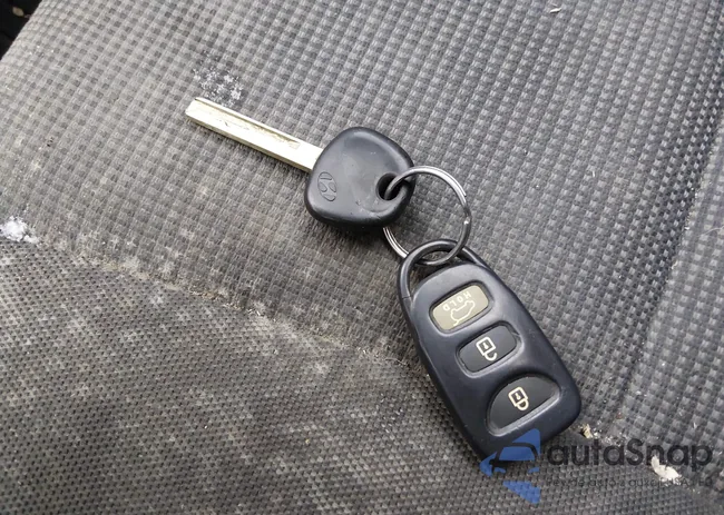 KMHD35LH5HU370416: 44433745