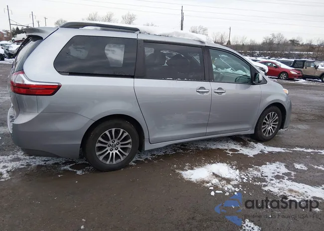 5TDYZ3DC4JS940590: 44434855