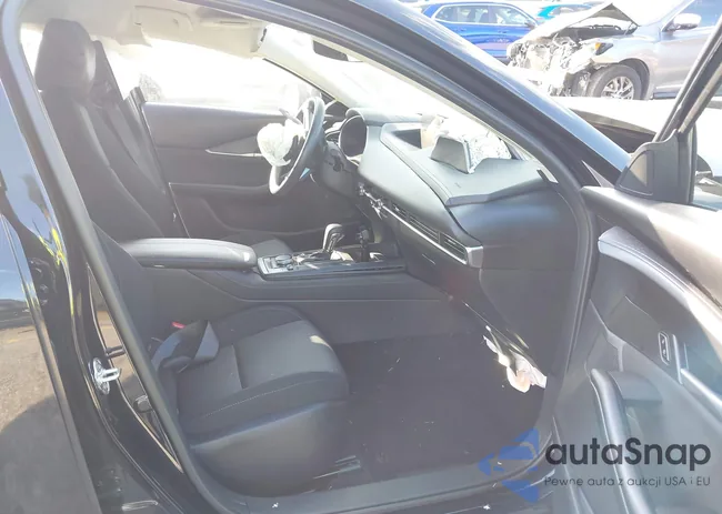 3MVDMBAM5PM586204: 44435015