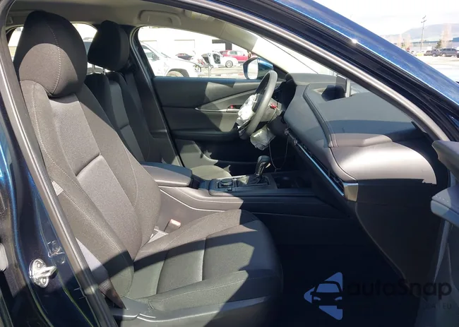 3MVDMBAM8PM515479: 44435031