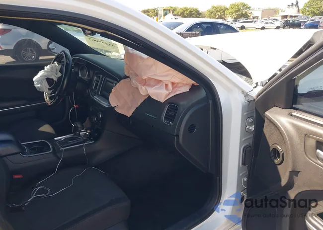 2C3CDXBG7FH790751: 44435067