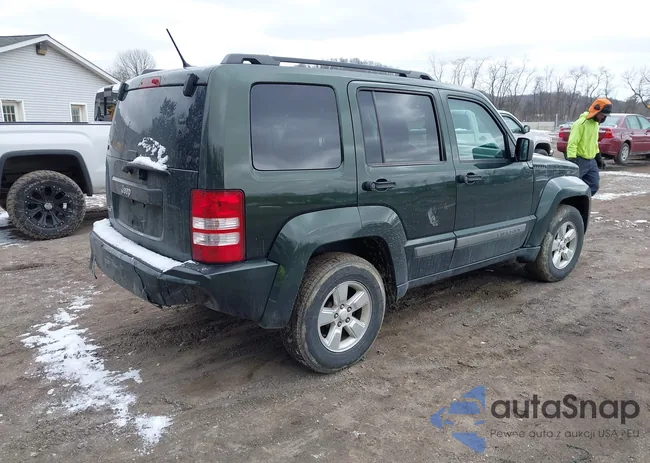 1C4PJMAK0CW103598: 44435100