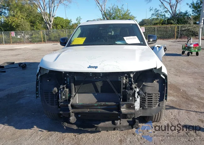 1C4RJJAG0R8940562: 44435259