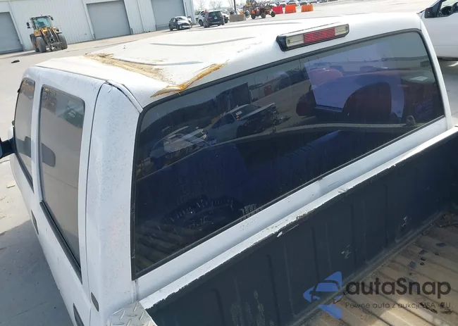 1GCGC33JXVF055832: 44435276