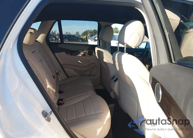 WDC0G5EBXJF418707: 44435320