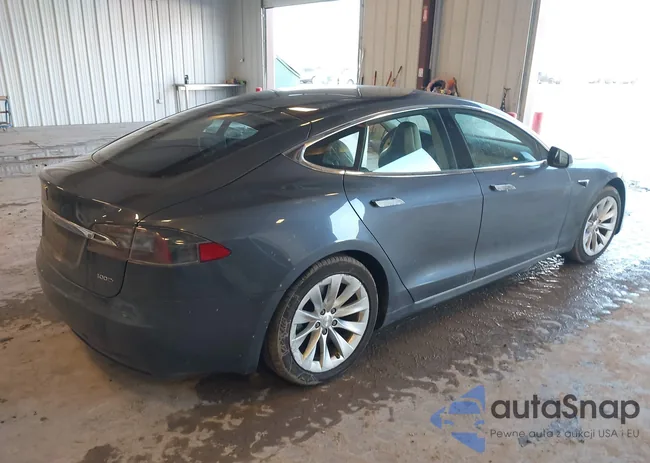 5YJSA1E29KF305927: 44434376