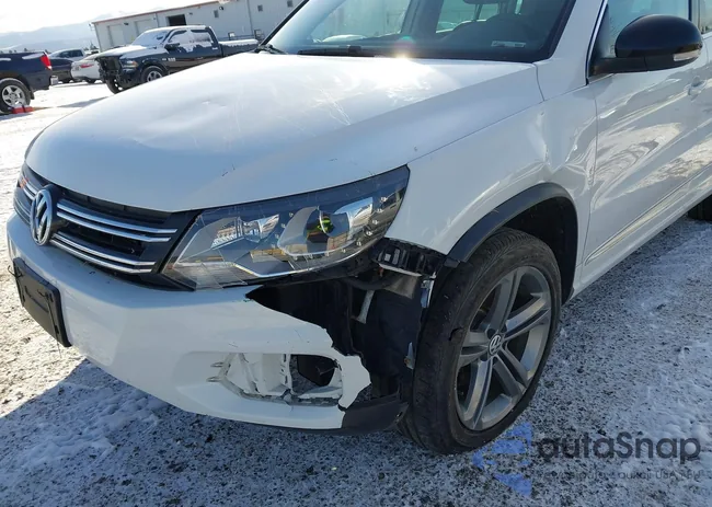 WVGUV7AX7HW504511: 44434557