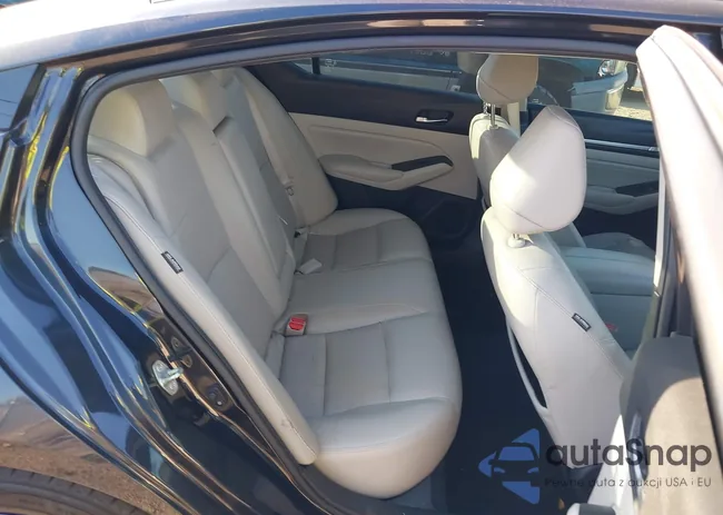 1N4BL4EV4KC202763: 44435778