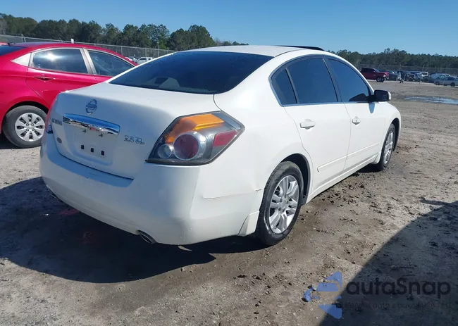 1N4AL2AP5CC164761: 44435821