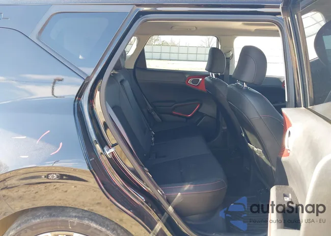 KNDJ53AF4L7062104: 44435936